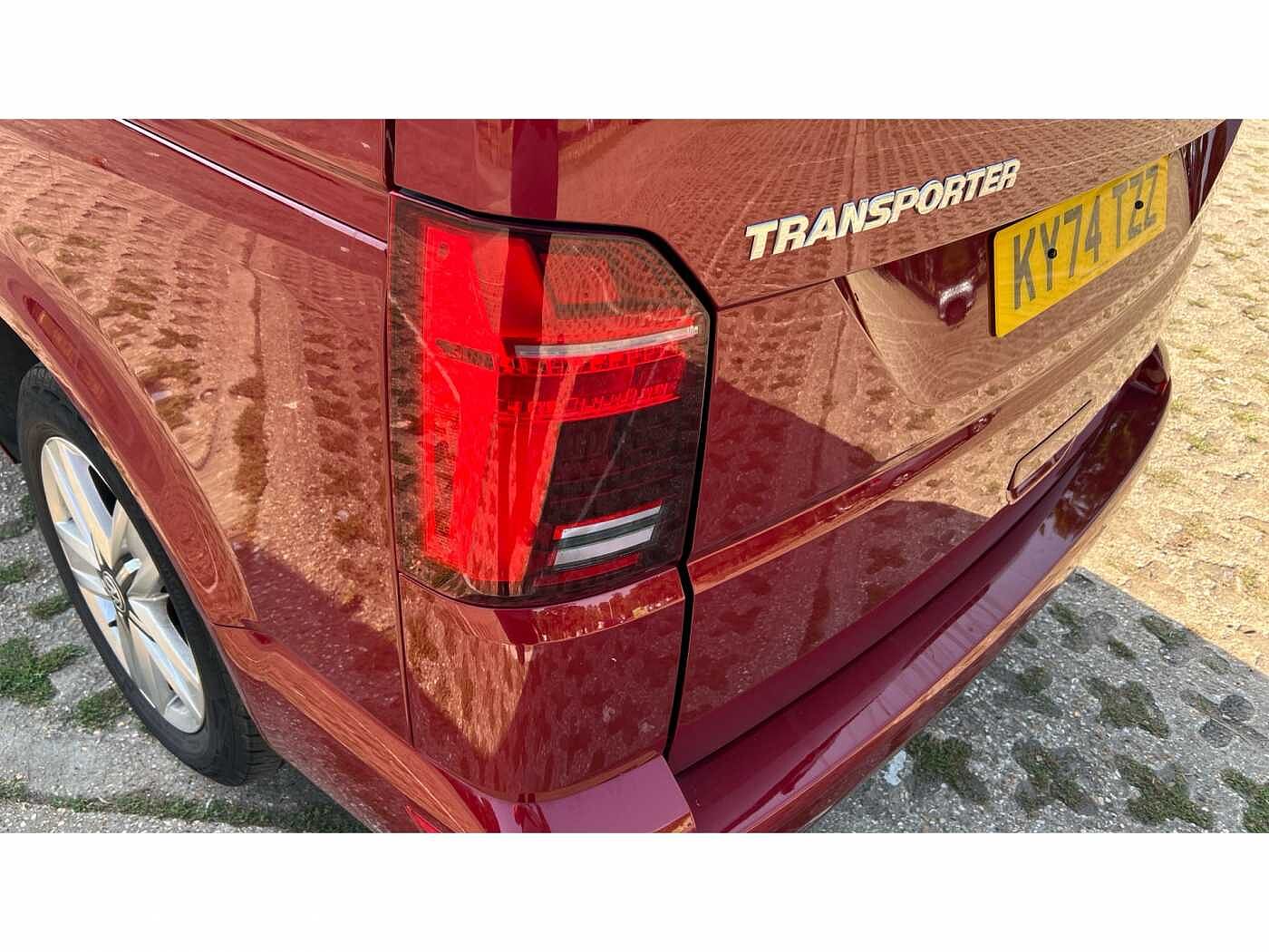 Volkswagen Transporter Shuttle