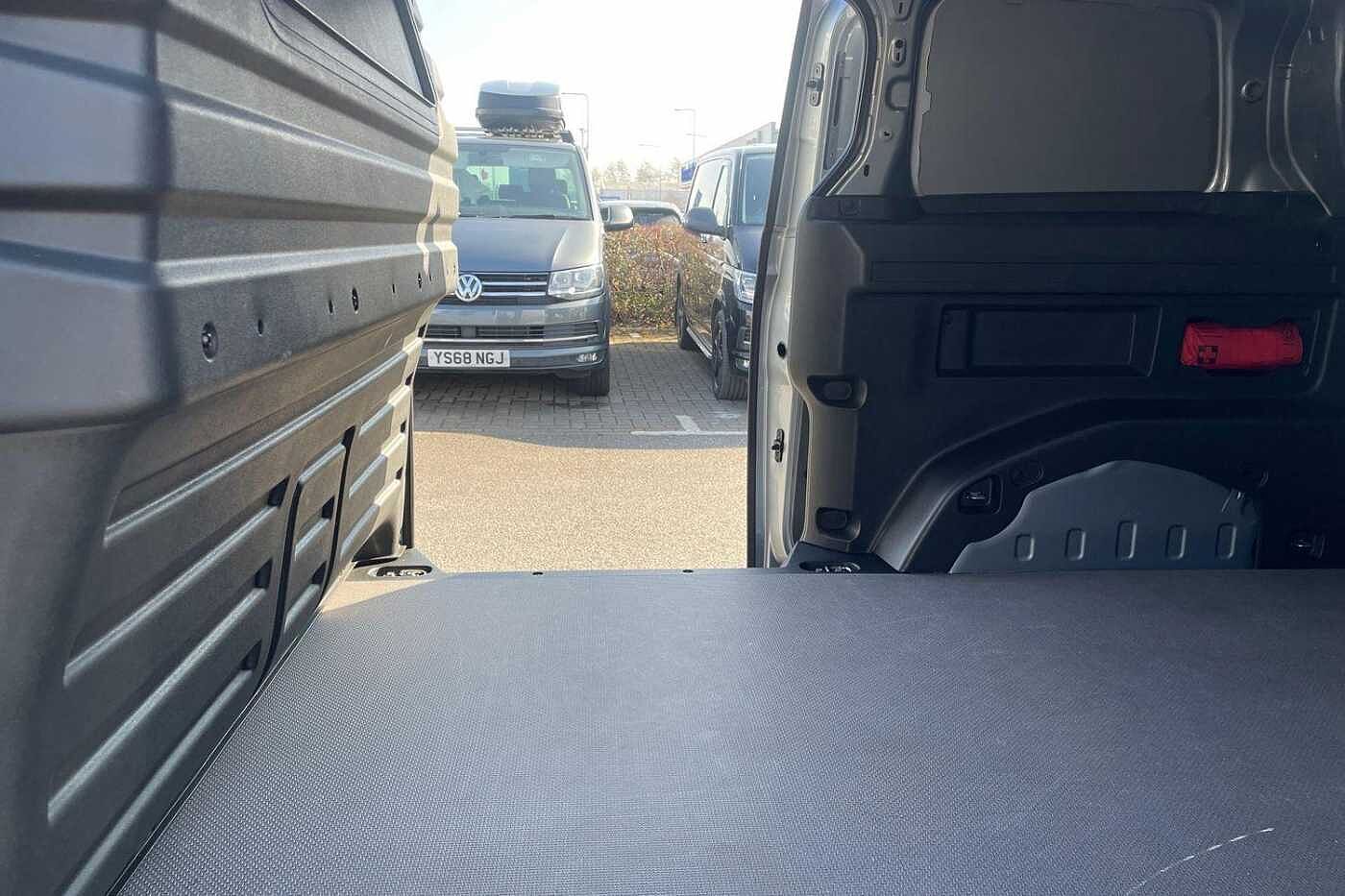 Volkswagen ID. Buzz Cargo