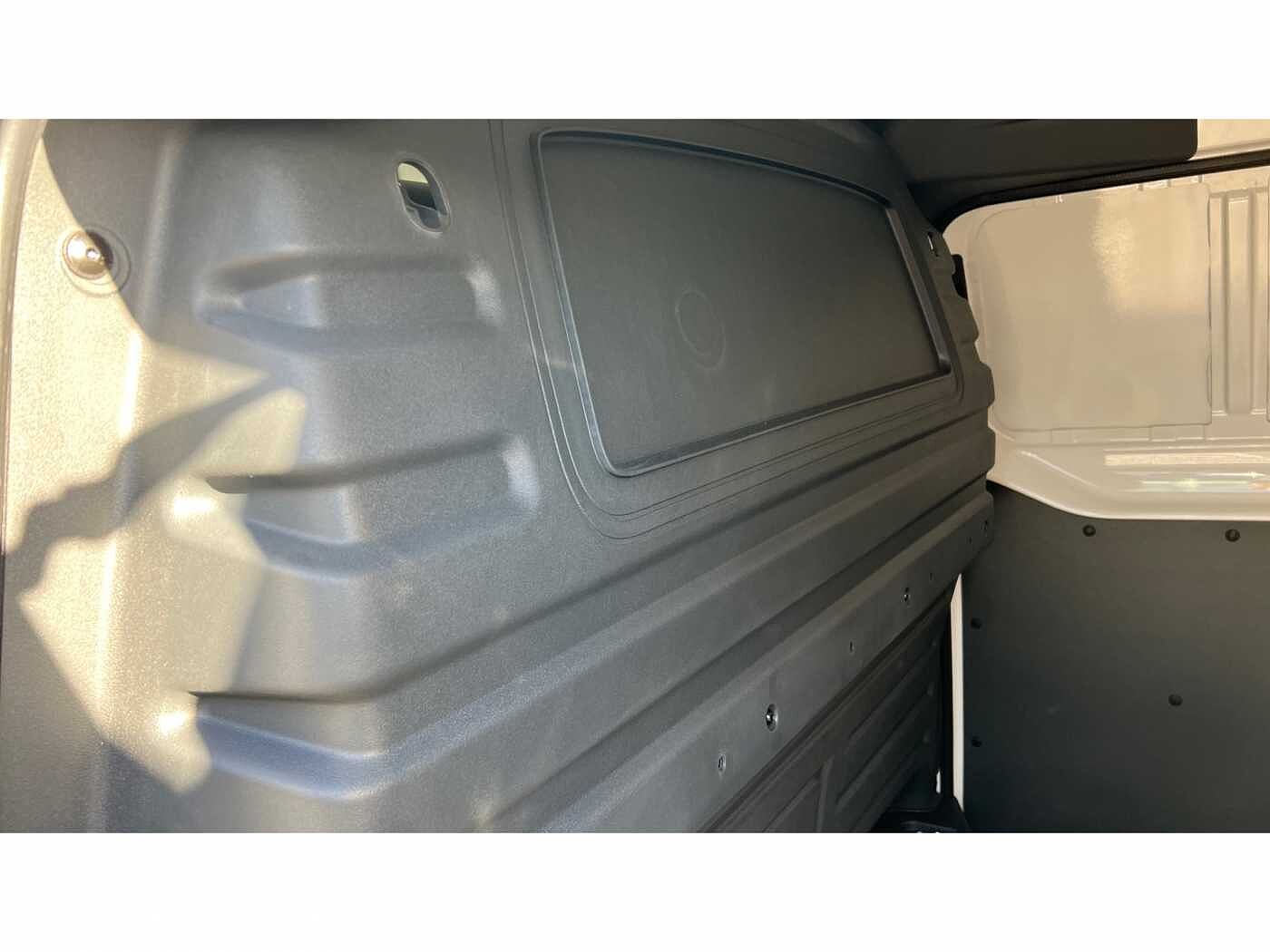 Volkswagen ID. Buzz Cargo