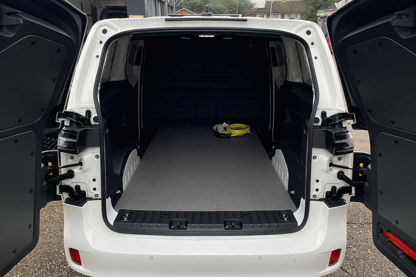 Volkswagen ID. Buzz Cargo