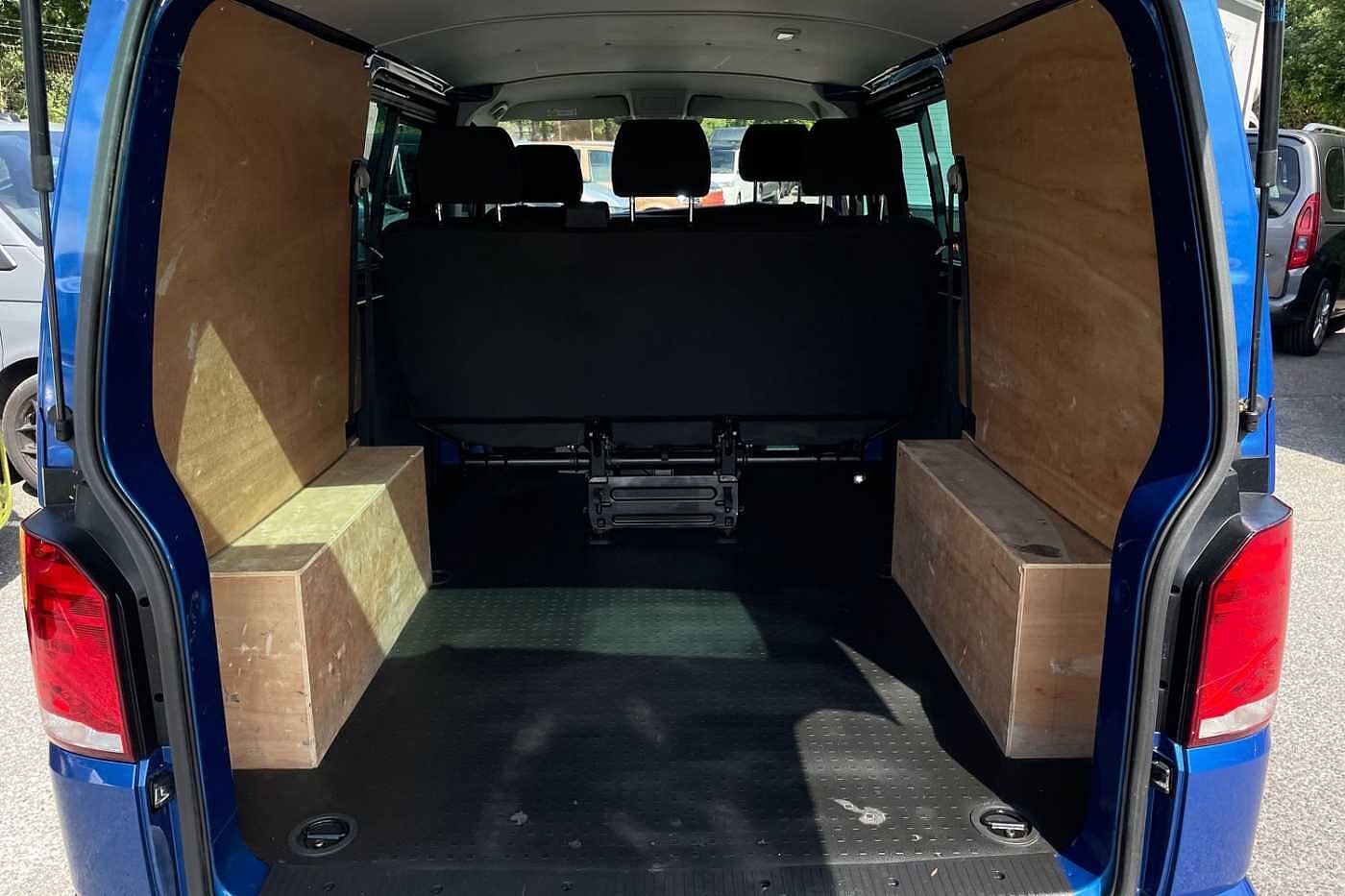 Volkswagen Transporter Kombi