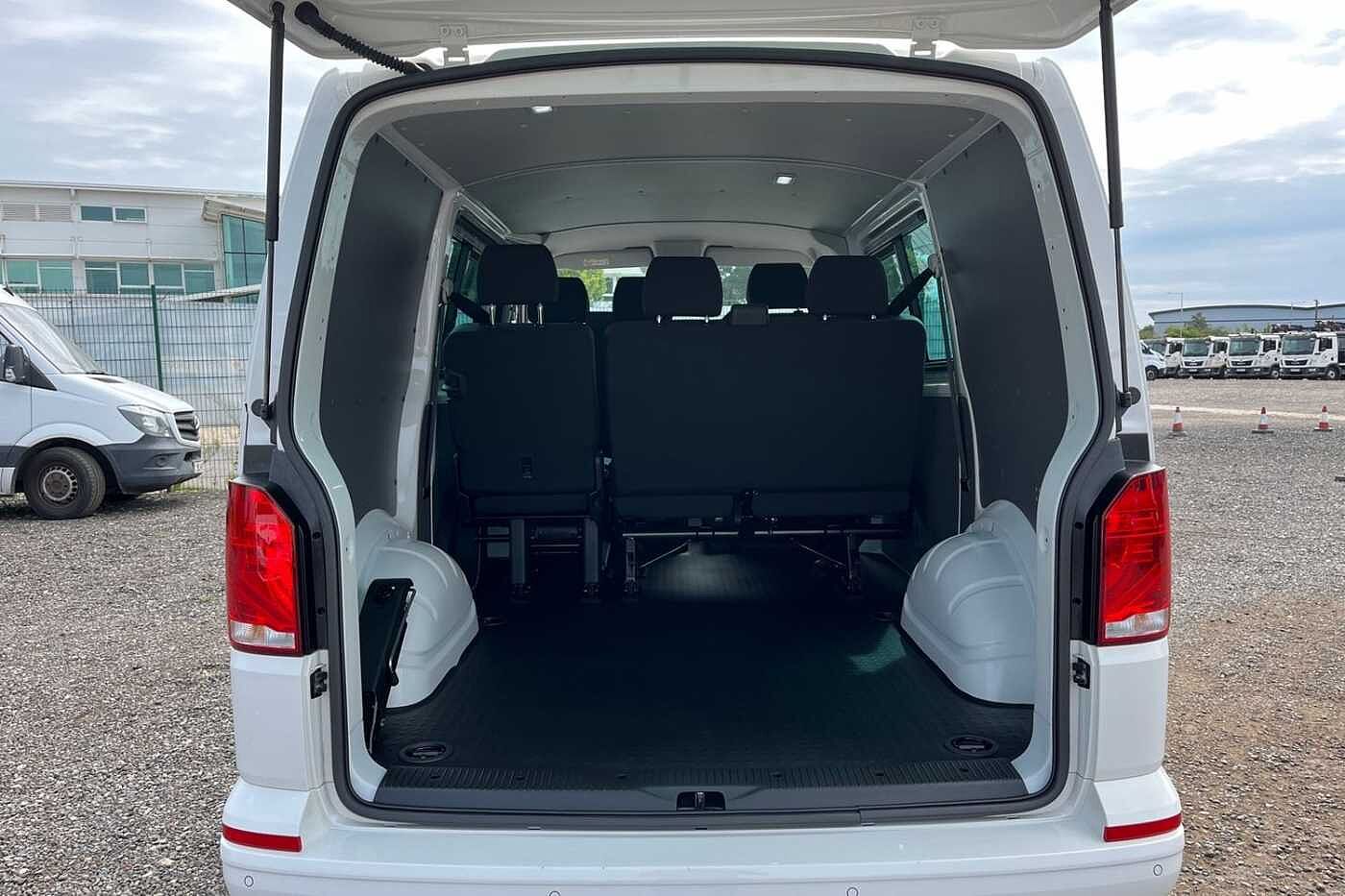 Volkswagen Transporter Kombi
