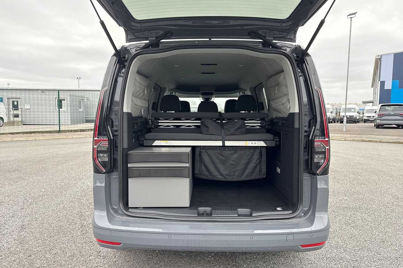 Volkswagen Caddy California