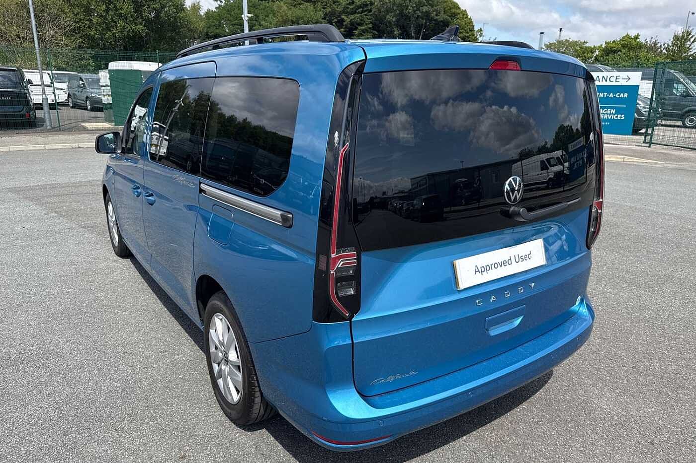 Volkswagen Caddy California