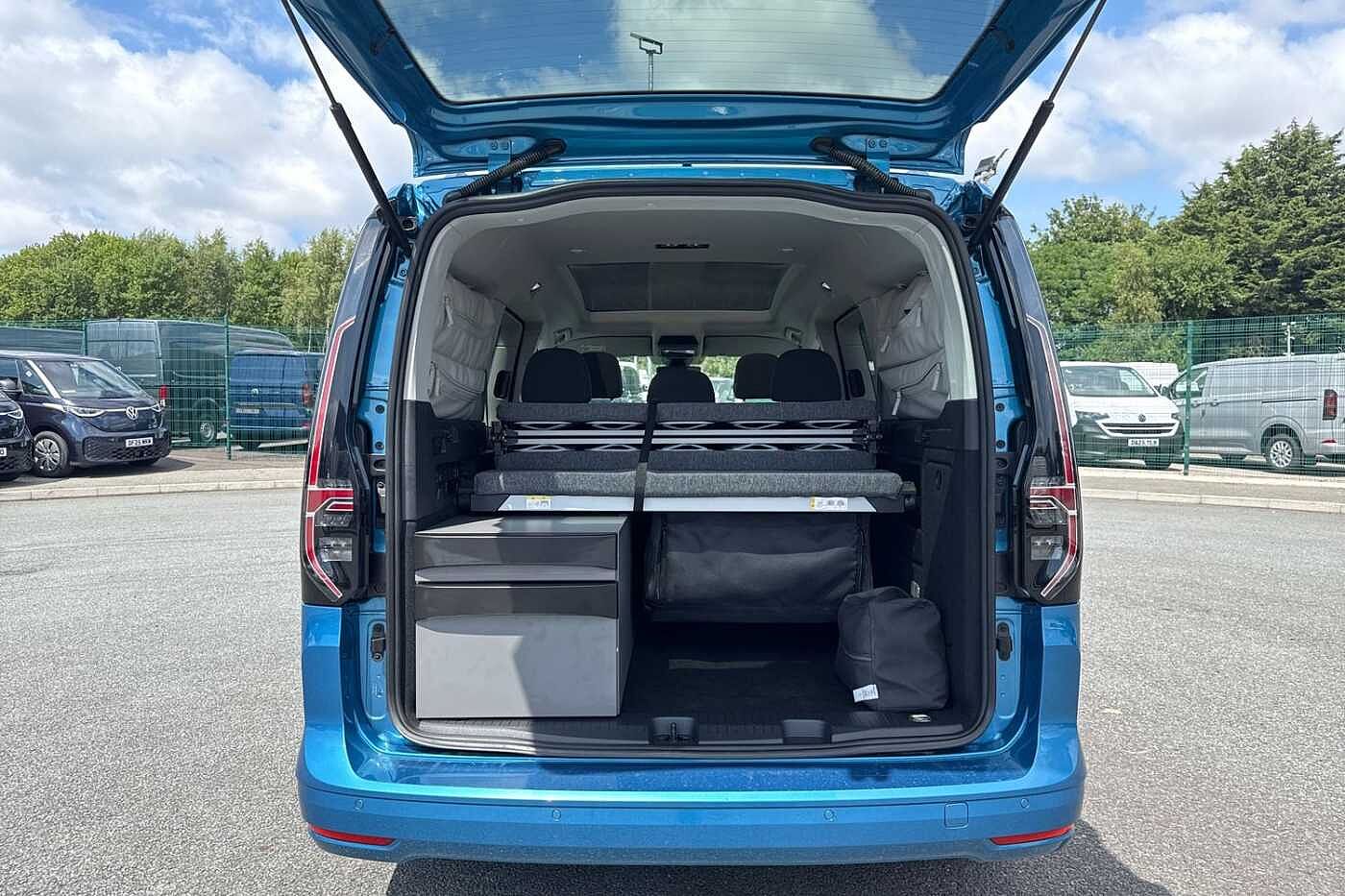 Volkswagen Caddy California