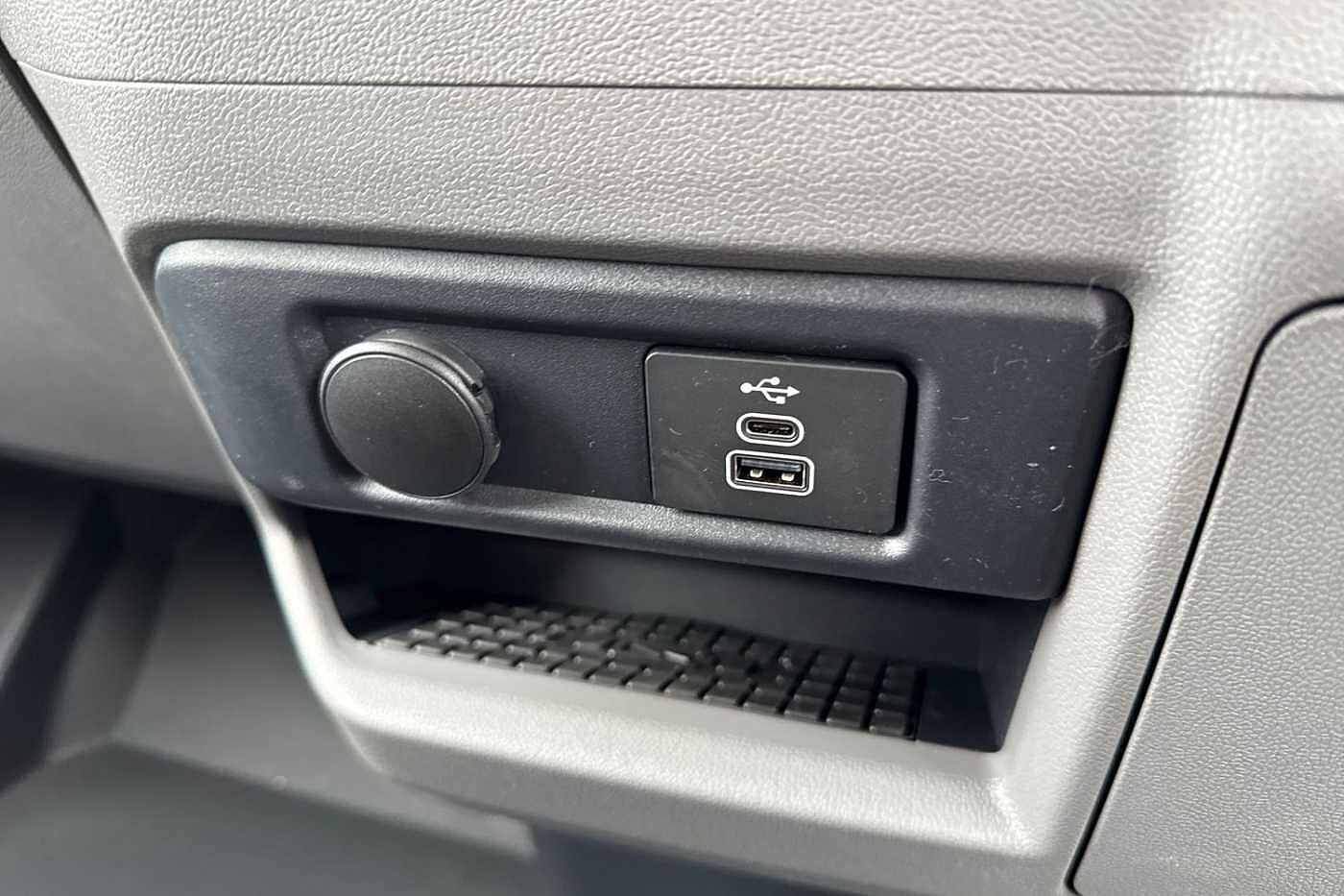 Volkswagen Transporter Kombi