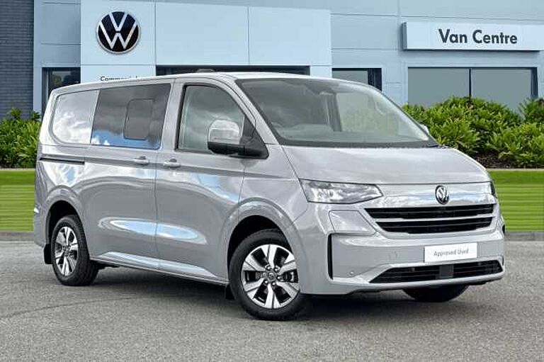Volkswagen Transporter T32 Kombi Commerce Pro SWB 218 PS 65KWh Electric -  Delivery Miles