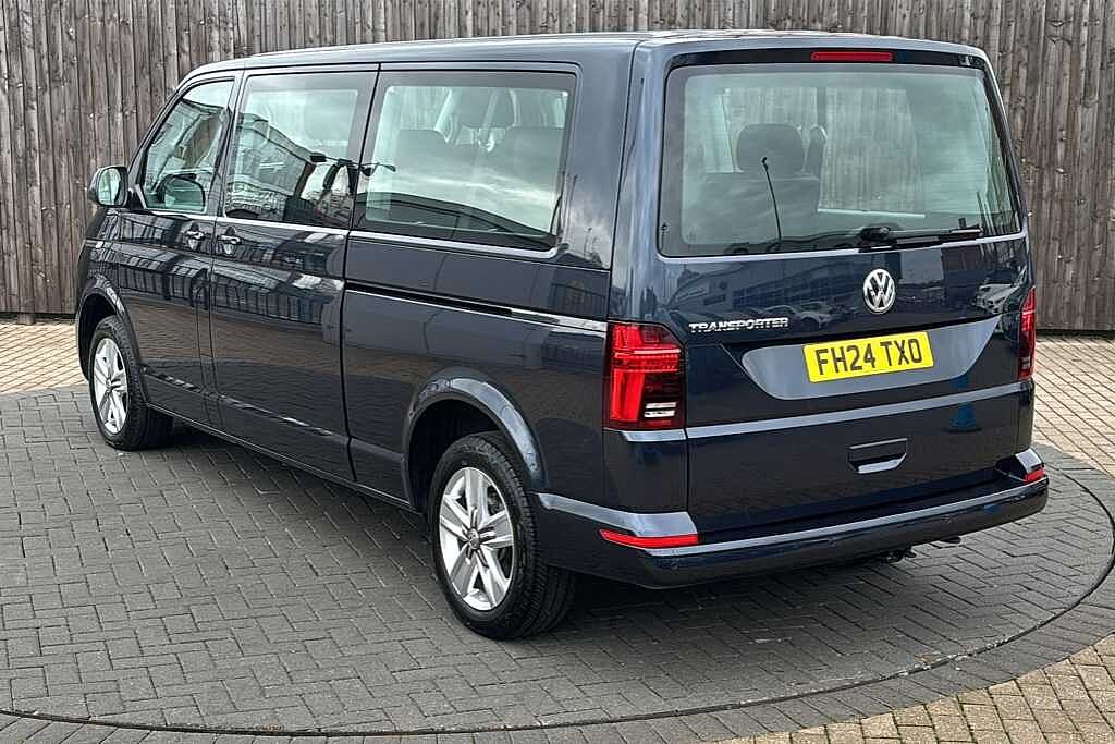Volkswagen Transporter Shuttle