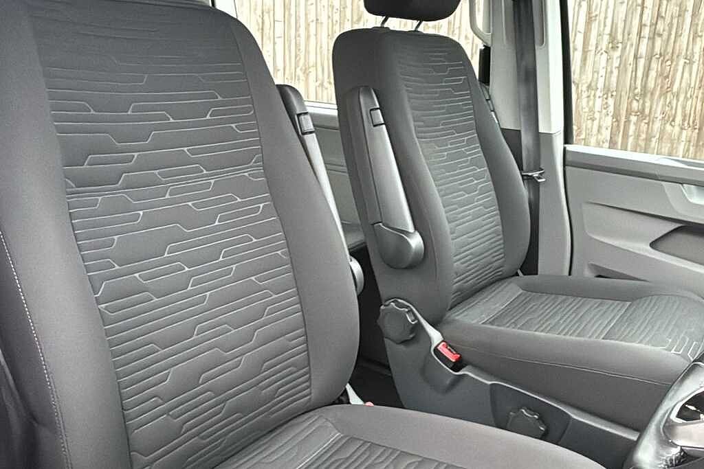 Volkswagen Transporter Shuttle