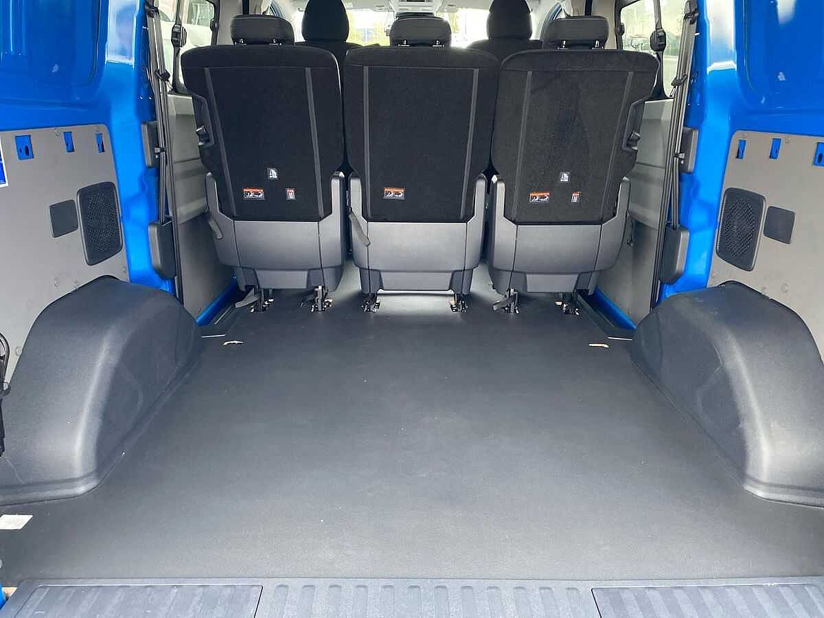 Volkswagen Transporter Kombi