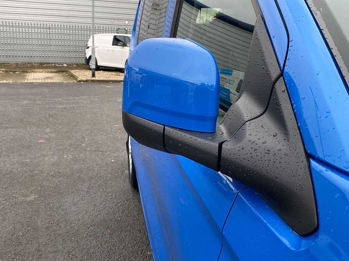 Volkswagen Transporter Kombi