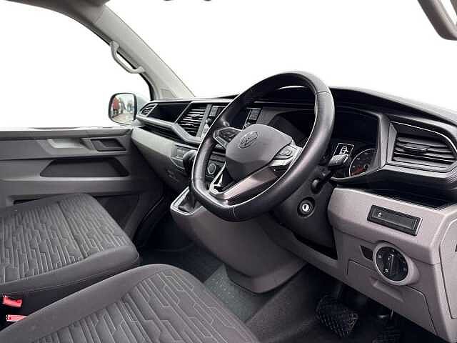 Volkswagen Transporter Shuttle