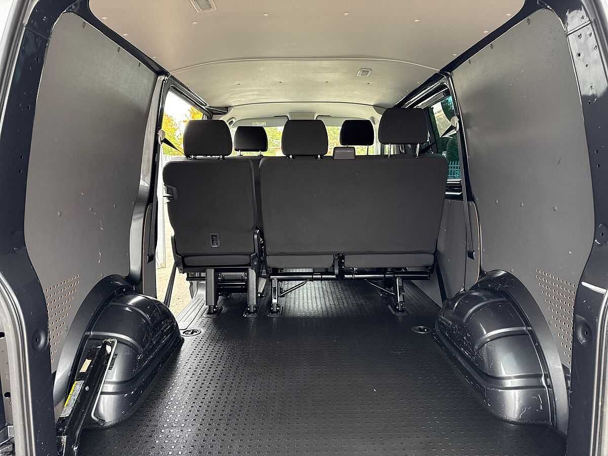 Volkswagen Transporter Kombi