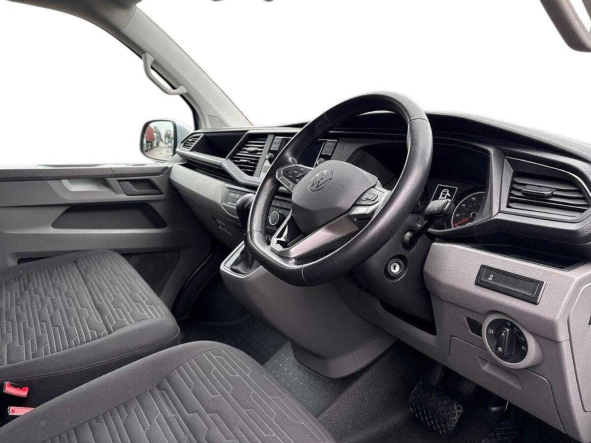 Volkswagen Transporter Shuttle