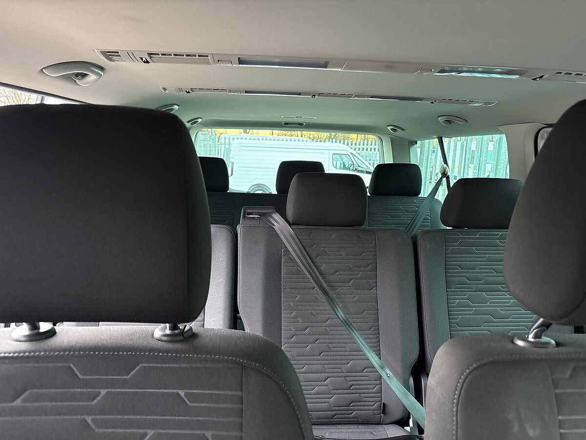 Volkswagen Transporter Shuttle