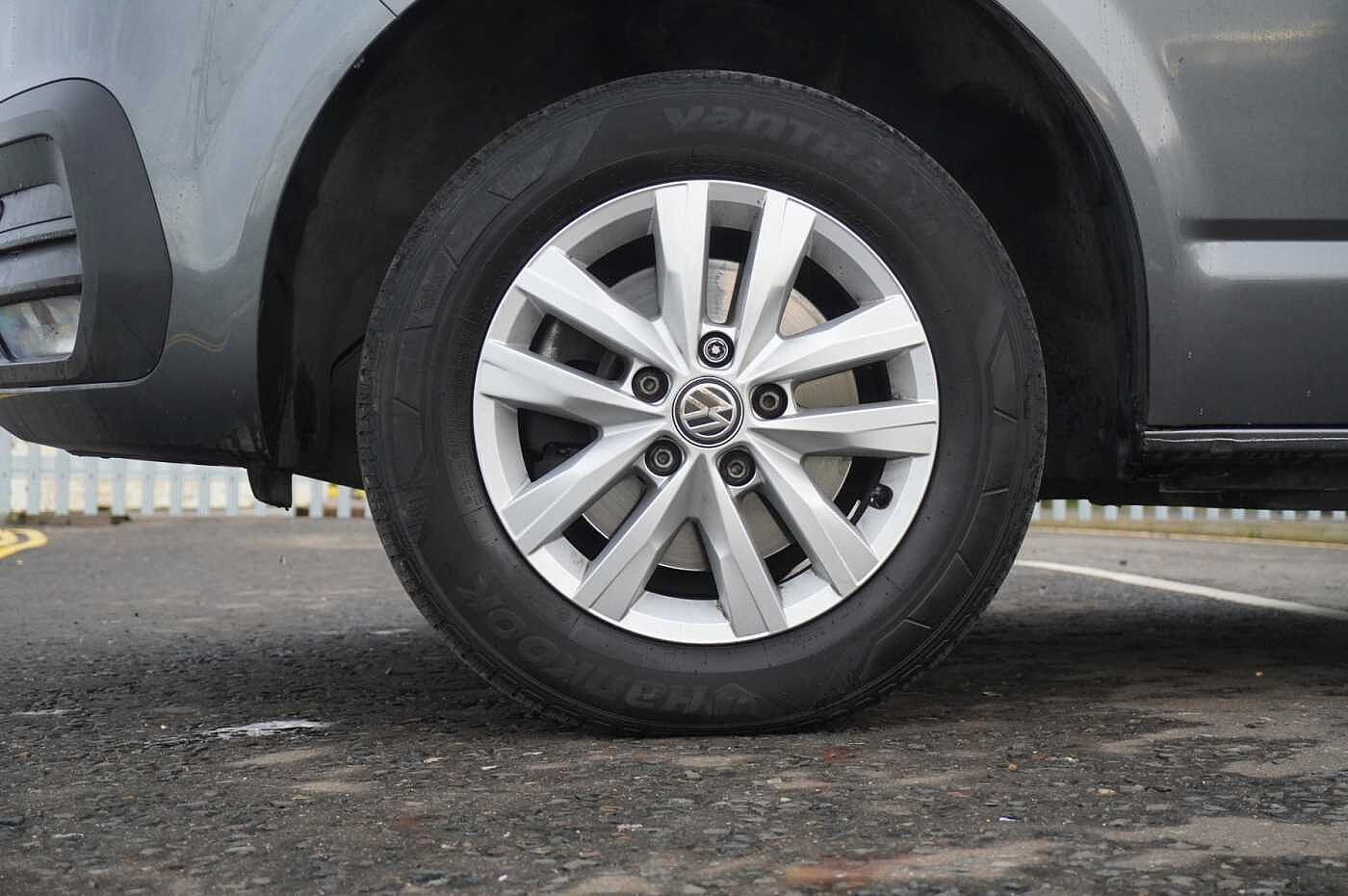 Volkswagen Transporter Kombi