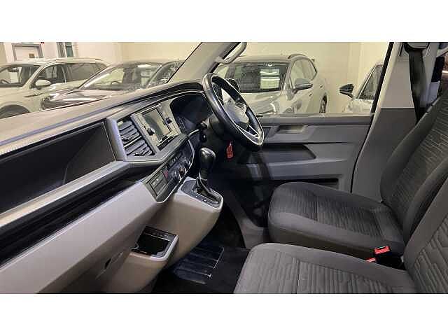 Volkswagen Transporter Shuttle