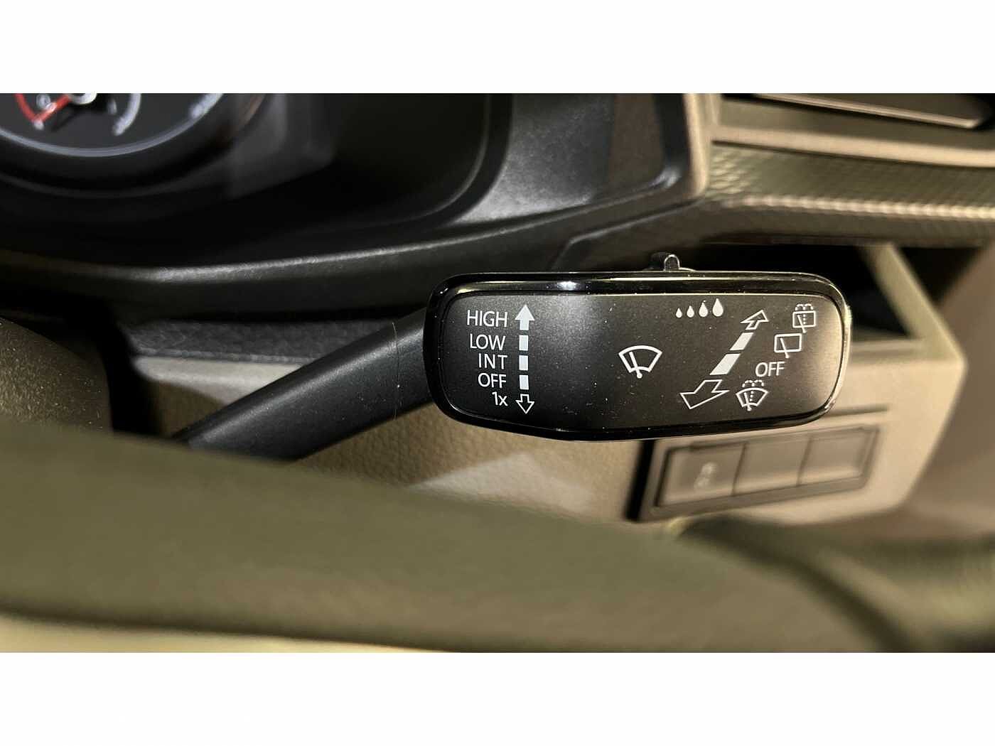 Volkswagen Transporter Shuttle