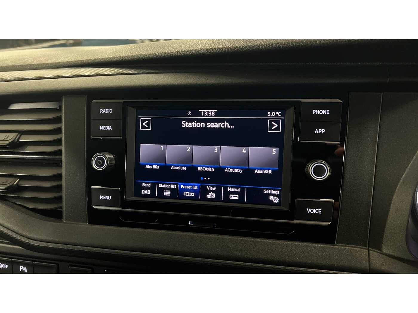 Volkswagen Transporter Shuttle