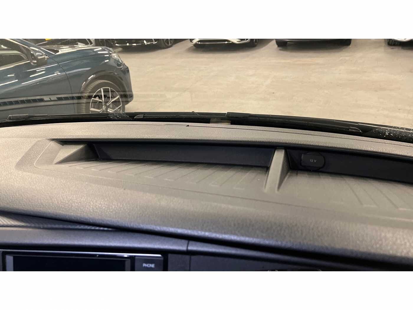 Volkswagen Transporter Shuttle