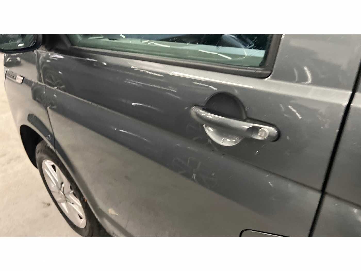 Volkswagen Transporter Shuttle