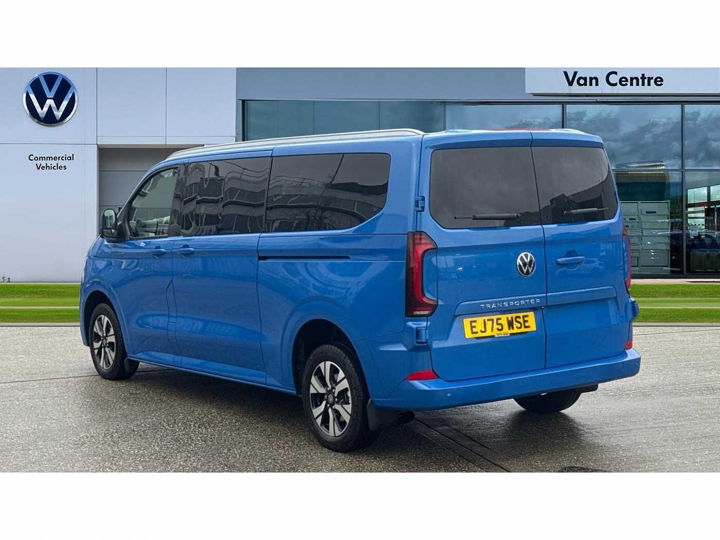 Volkswagen Transporter Shuttle