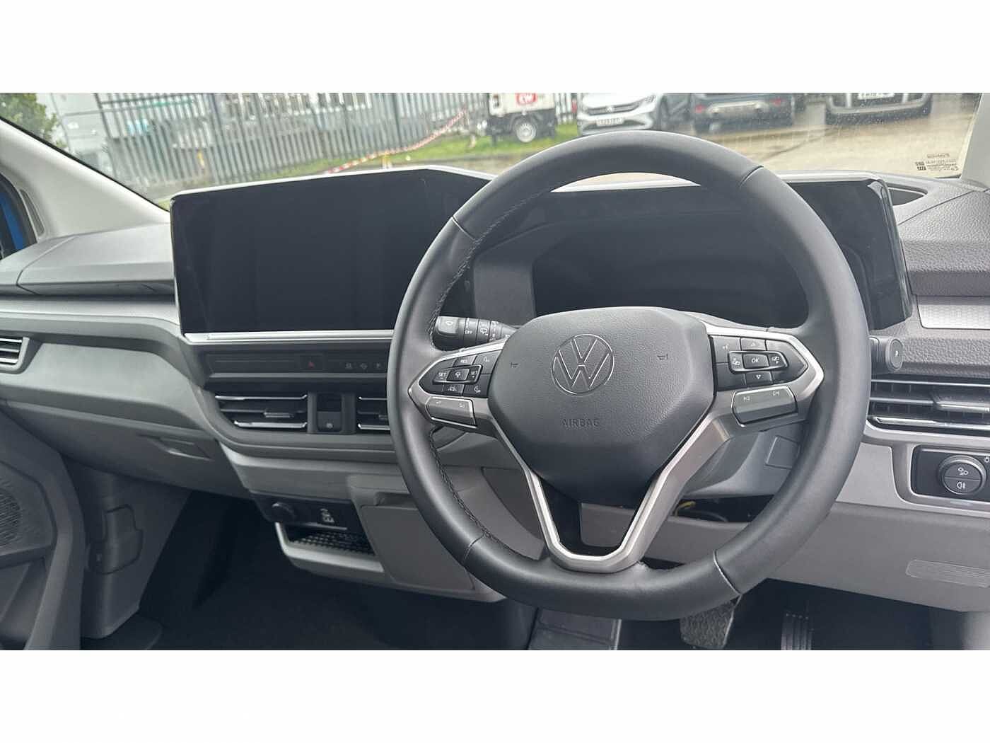 Volkswagen Transporter Shuttle