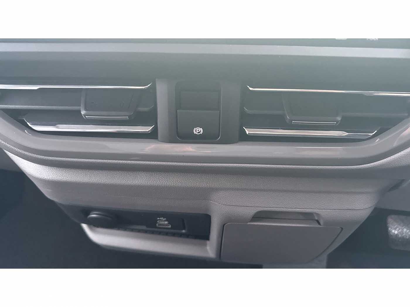 Volkswagen Transporter Shuttle