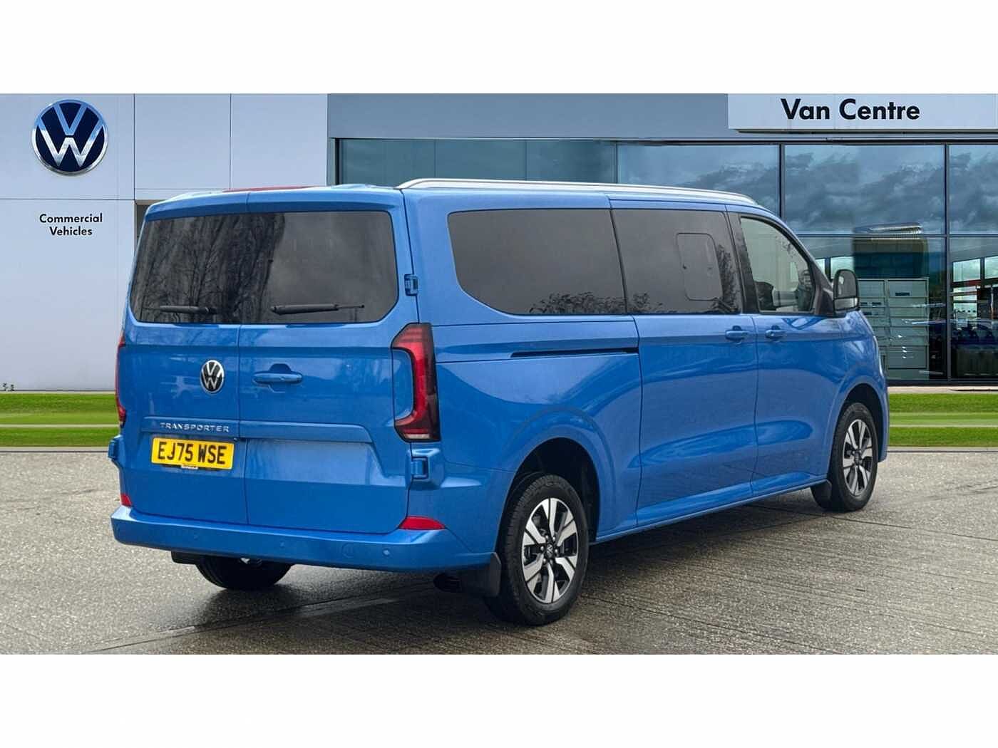 Volkswagen Transporter Shuttle
