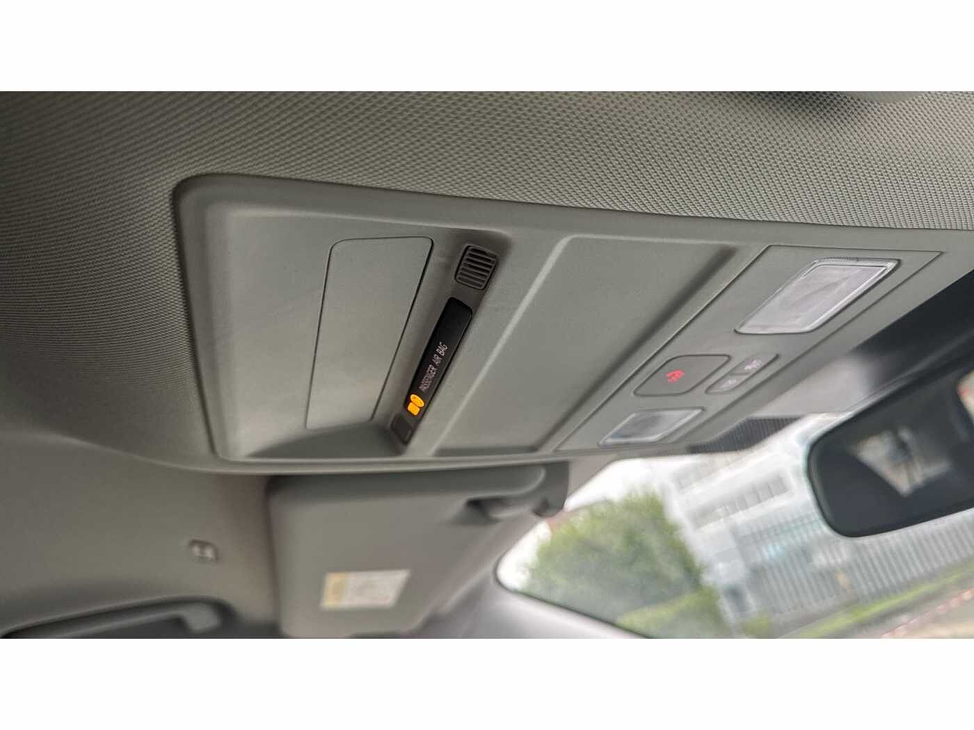 Volkswagen Transporter Shuttle