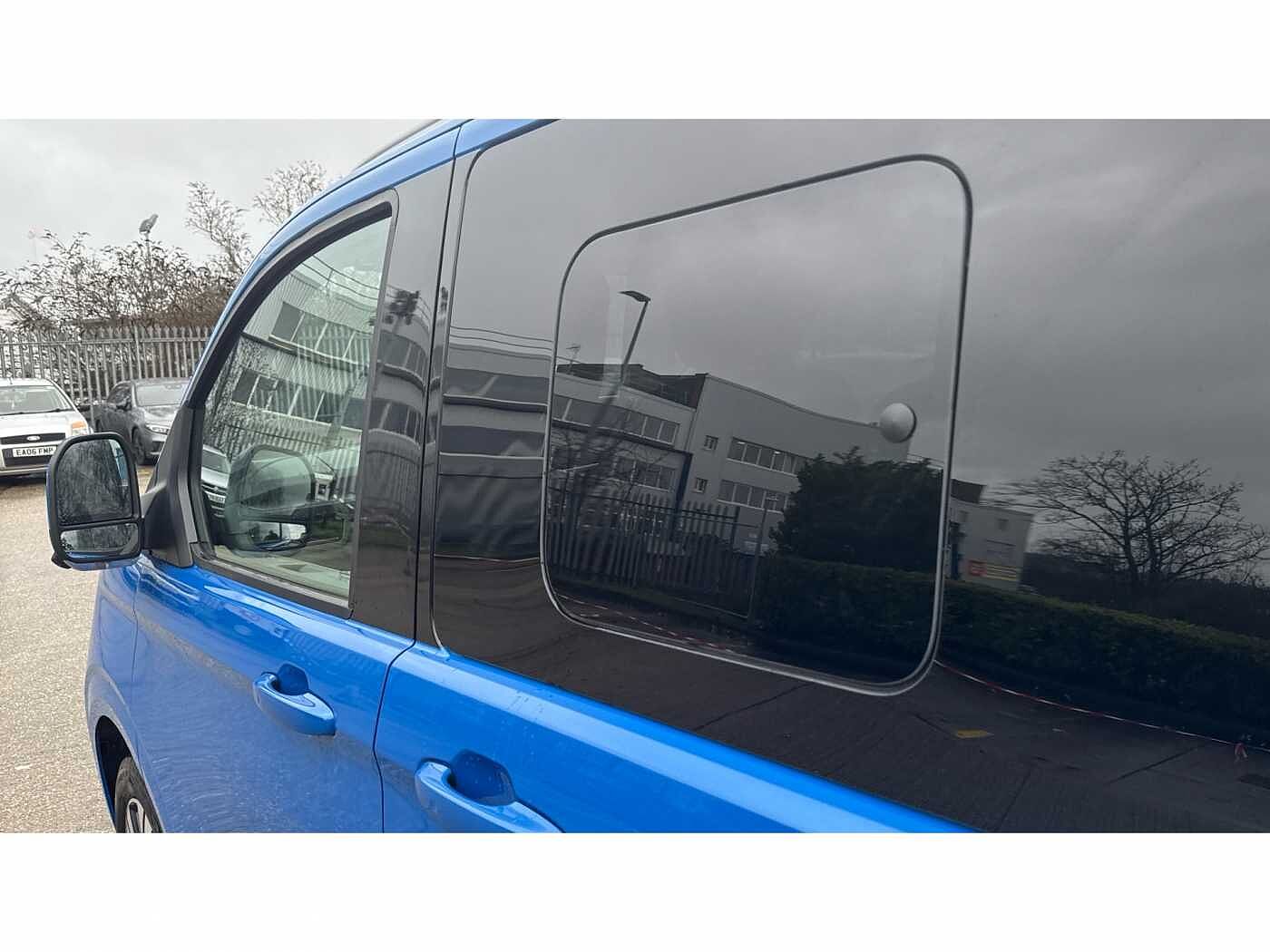 Volkswagen Transporter Shuttle