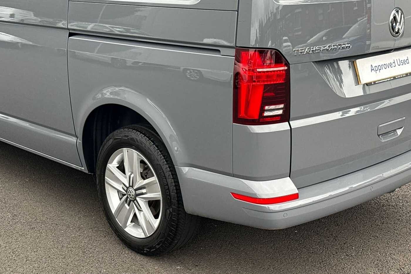 Volkswagen Transporter Kombi