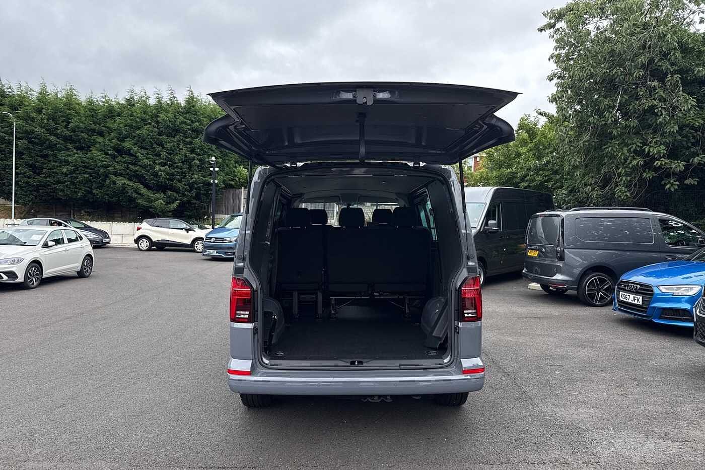 Volkswagen Transporter Kombi