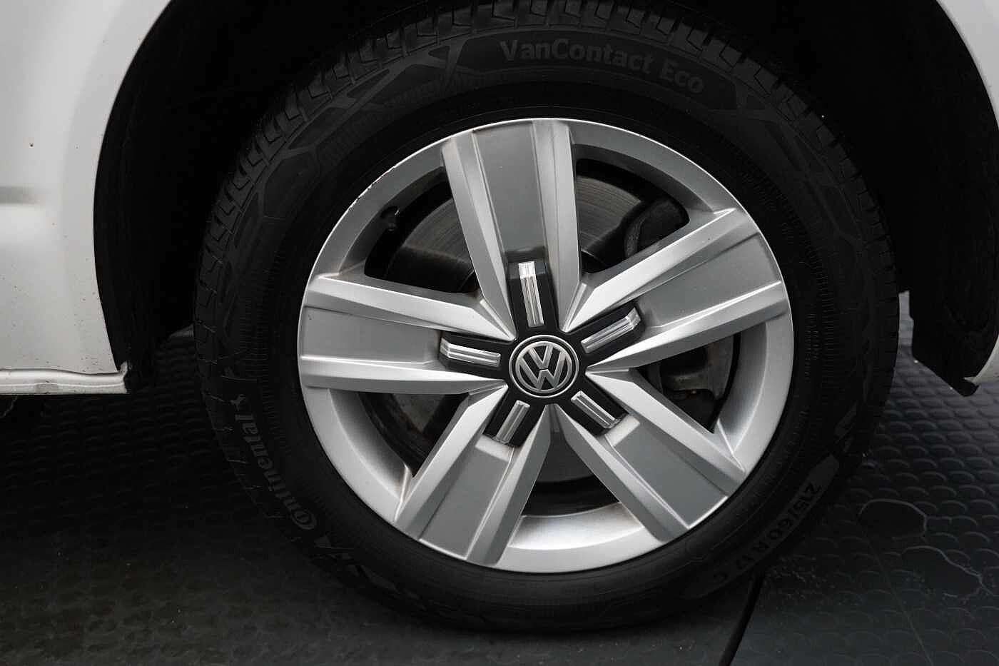 Volkswagen Transporter Kombi