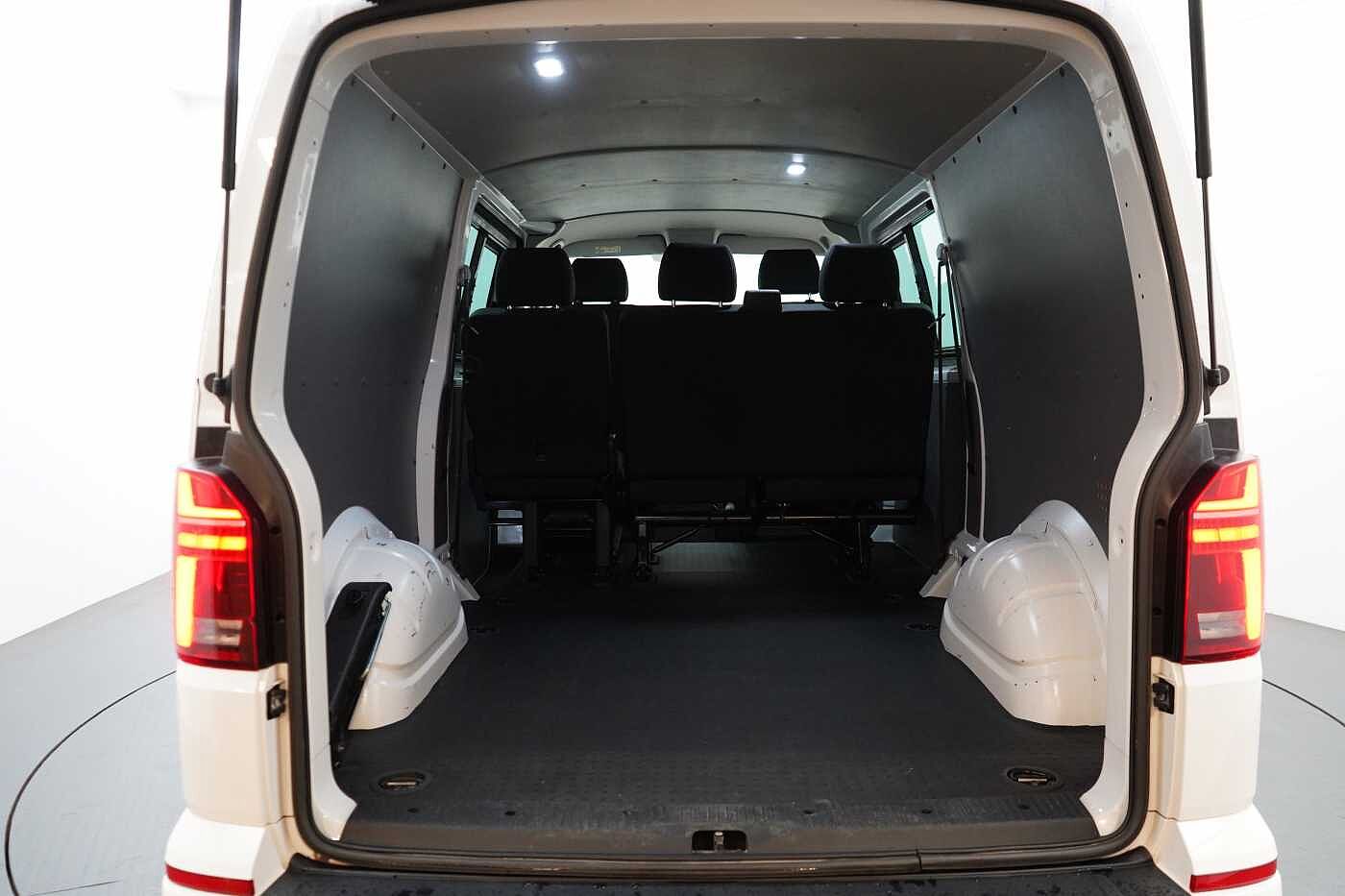 Volkswagen Transporter Kombi