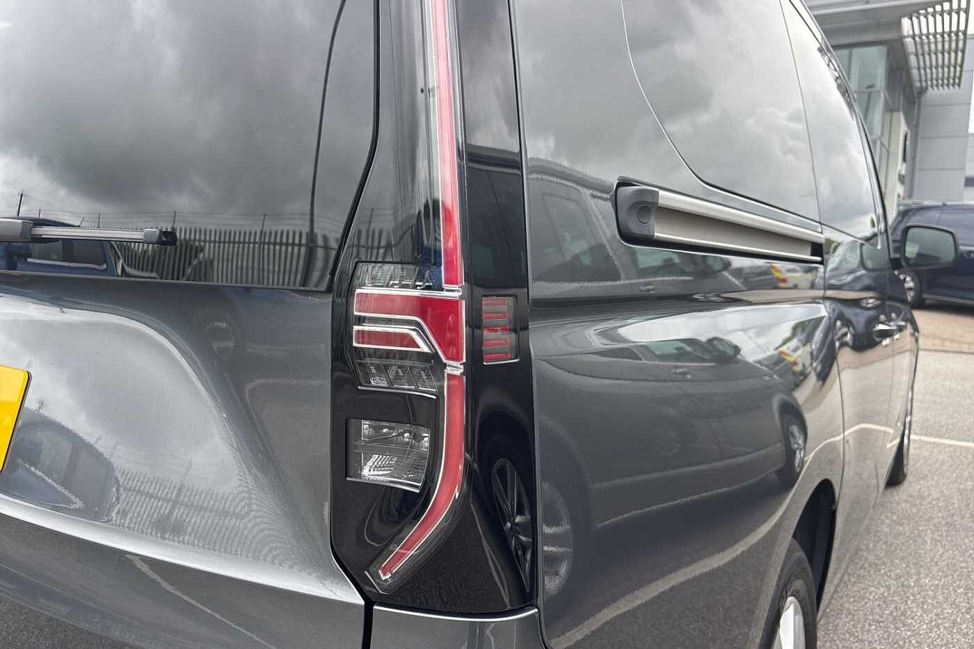Volkswagen Caddy California