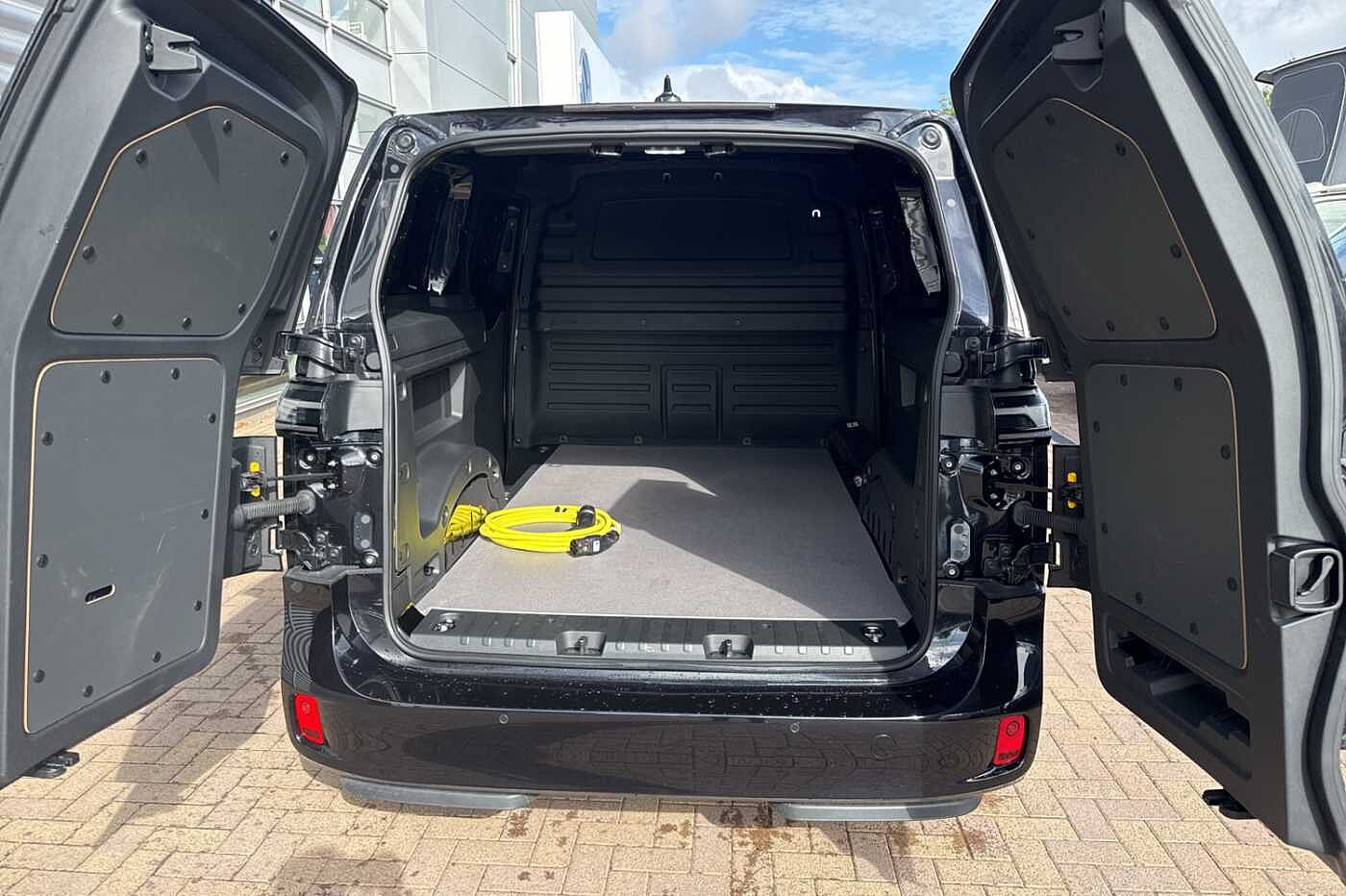 Volkswagen ID. Buzz Cargo