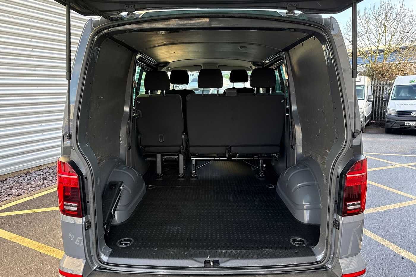 Volkswagen Transporter Kombi