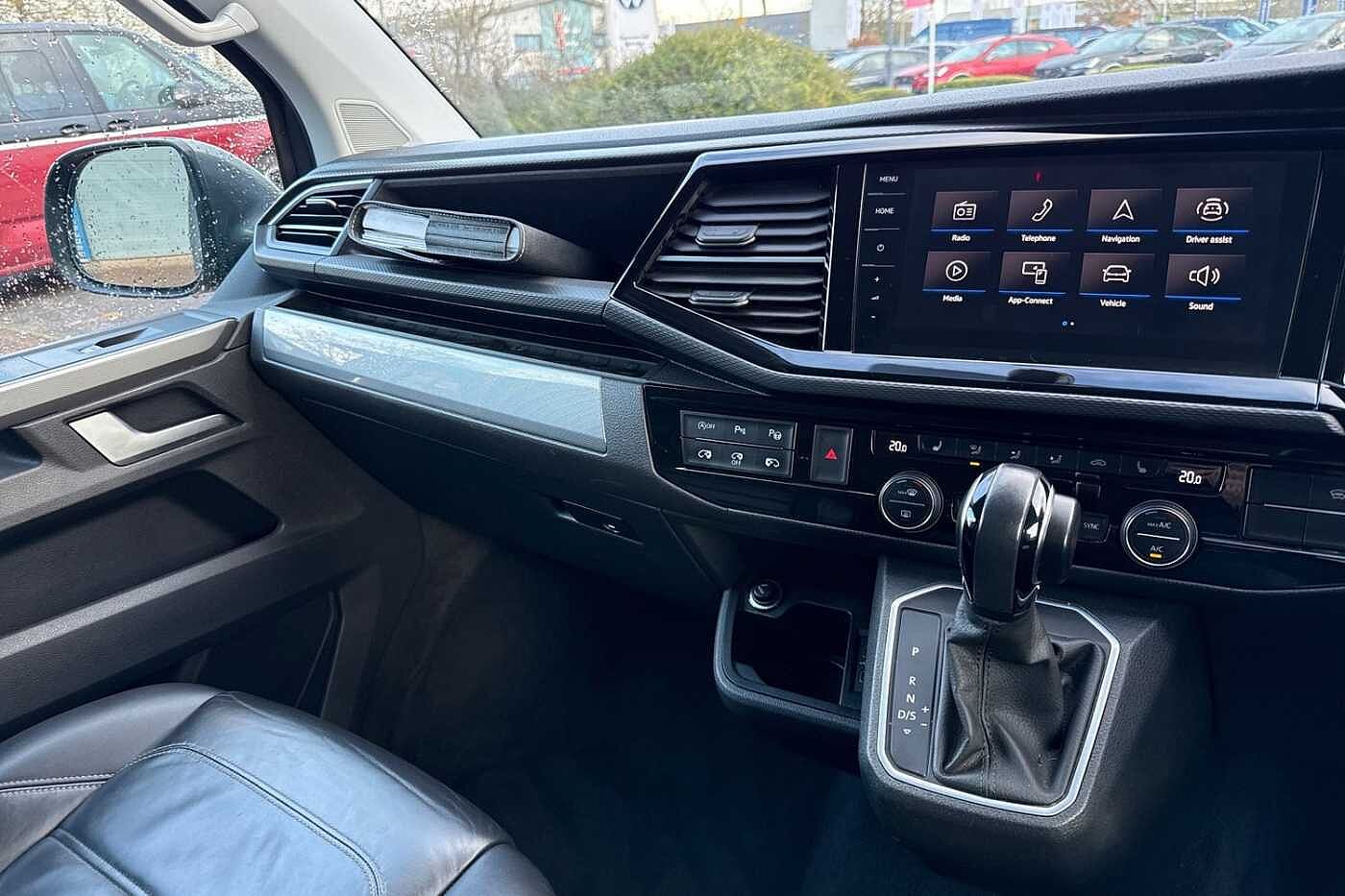 Volkswagen Caravelle