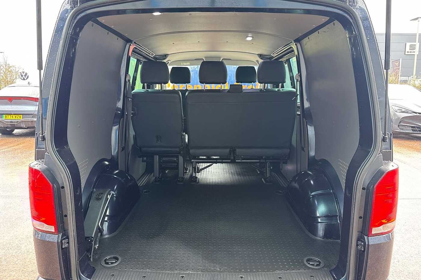 Volkswagen Transporter Kombi