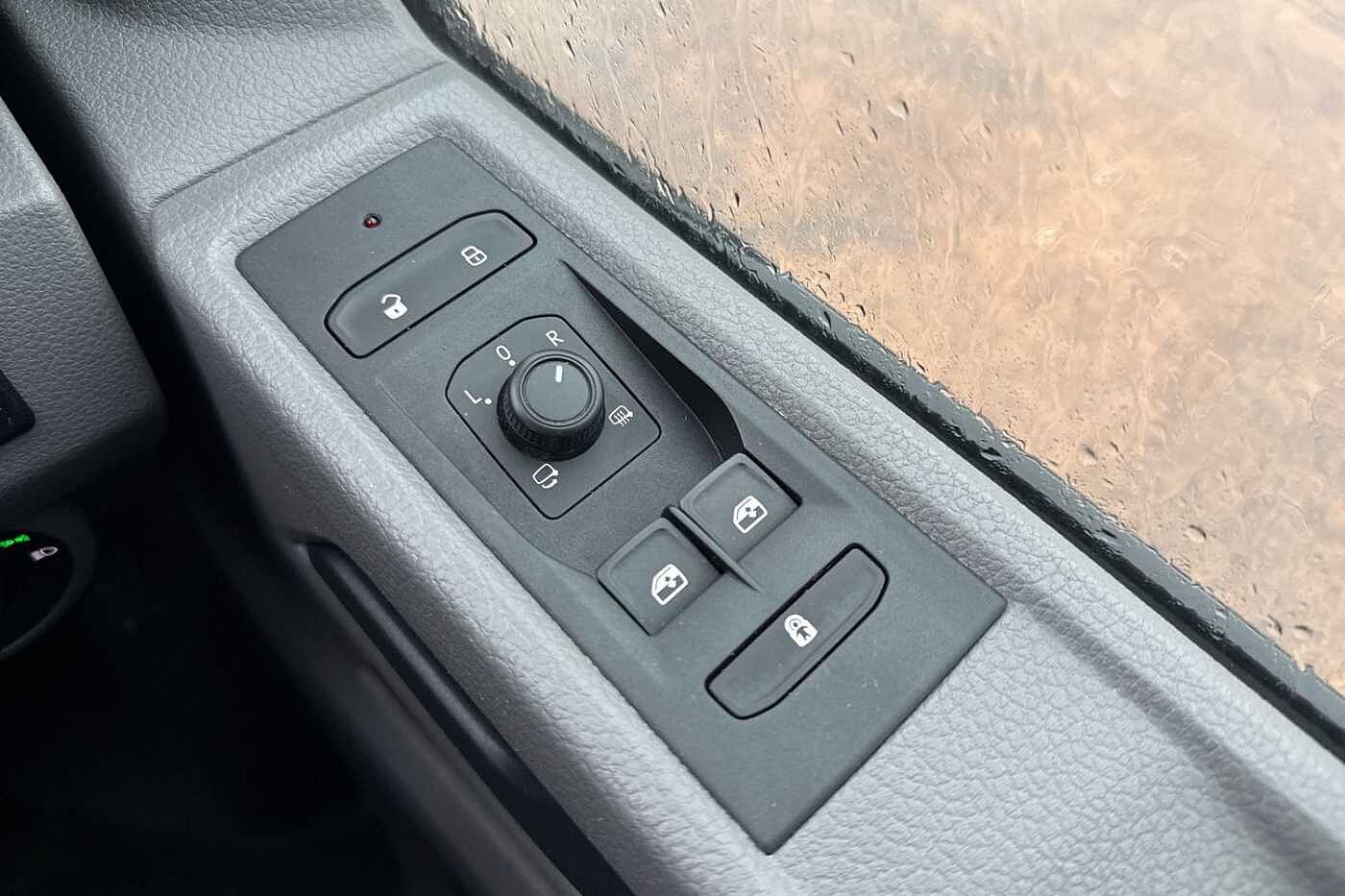 Volkswagen Transporter Kombi