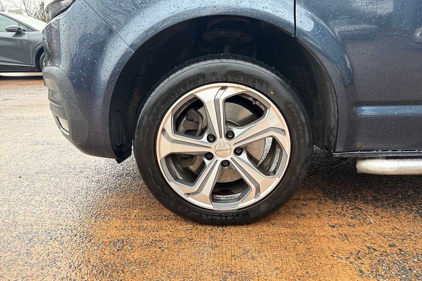 Volkswagen Transporter Kombi