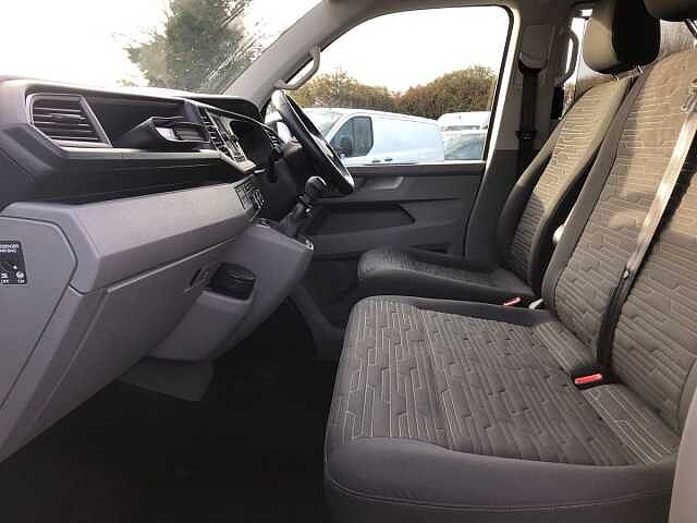 Volkswagen Transporter Shuttle