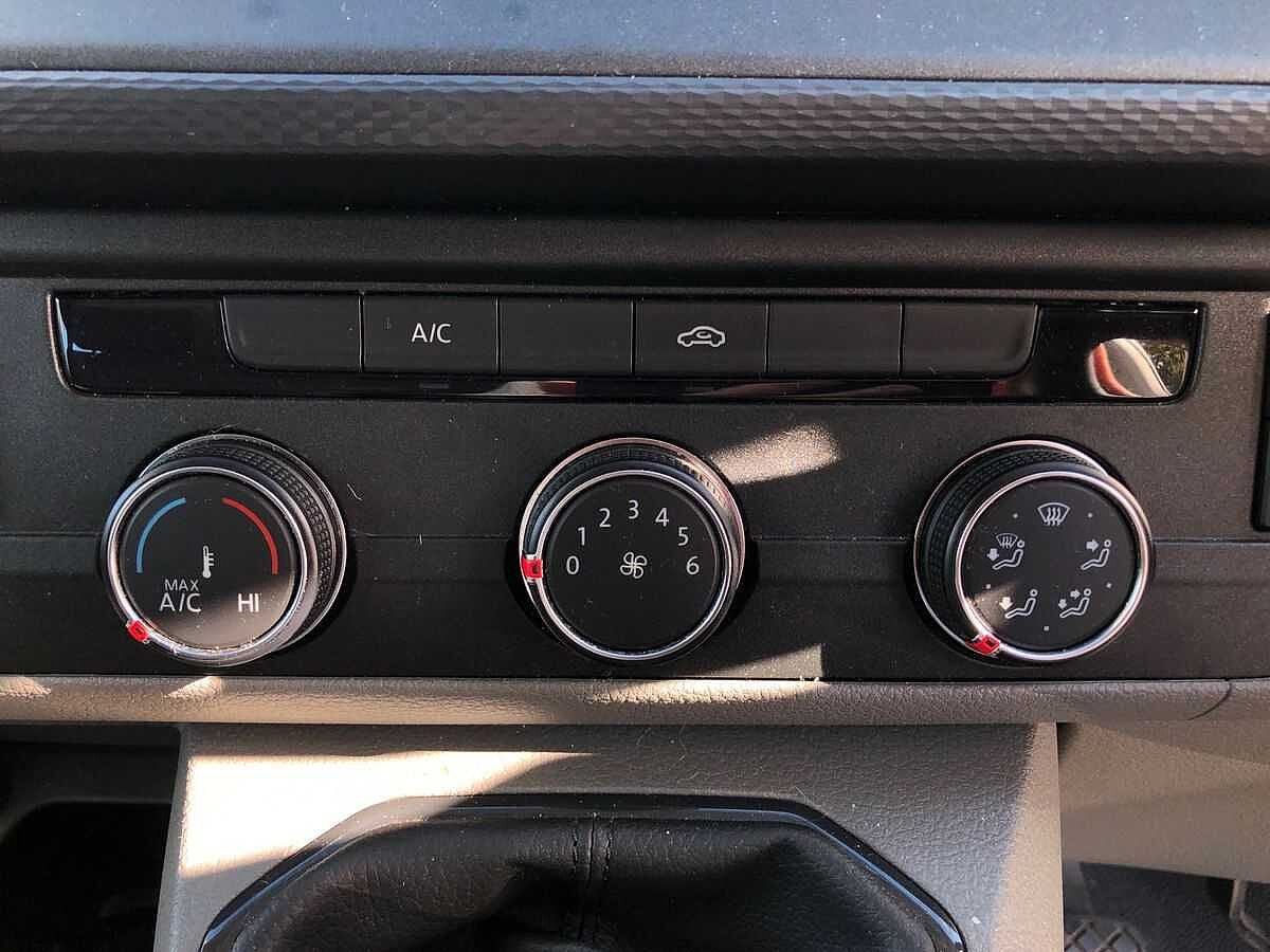 Volkswagen Transporter Kombi