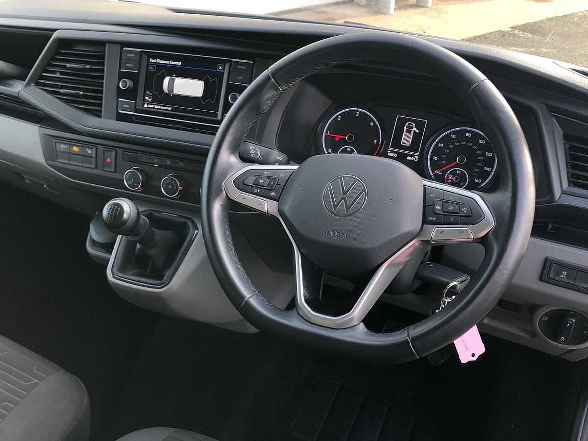 Volkswagen Transporter Shuttle