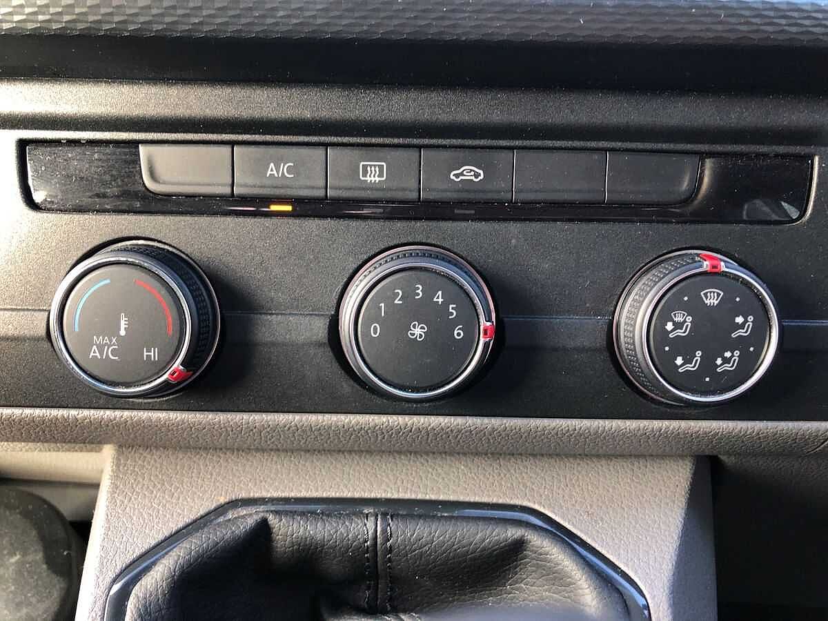 Volkswagen Transporter Shuttle