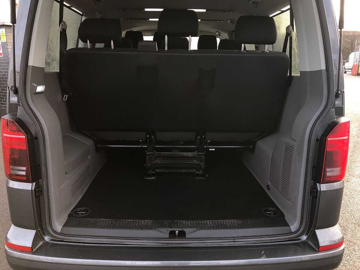 Volkswagen Transporter Shuttle