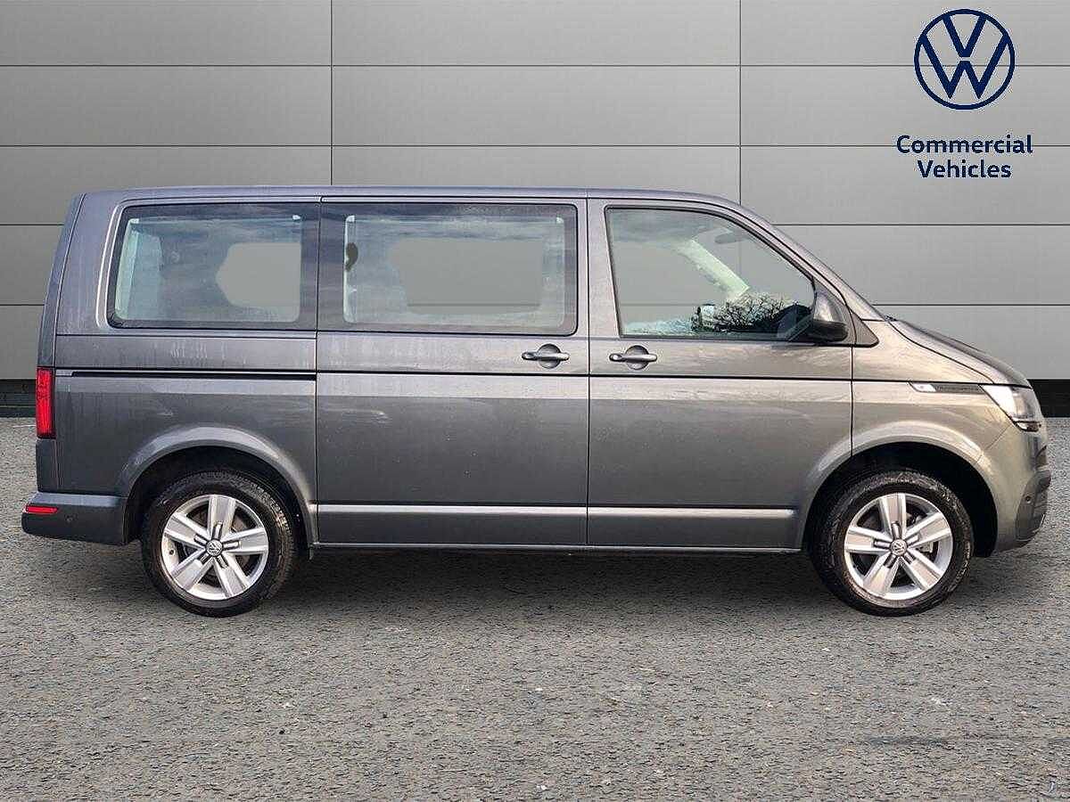 Volkswagen Transporter Shuttle