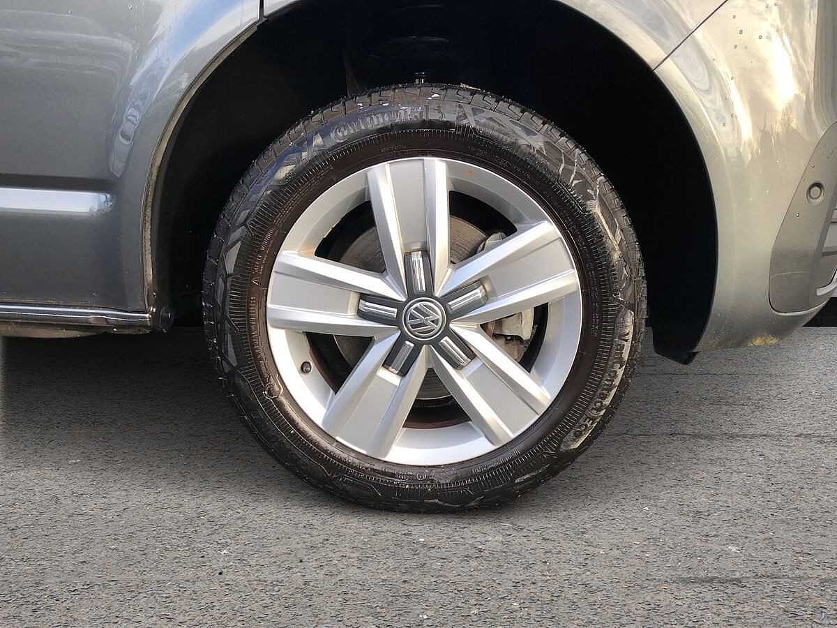 Volkswagen Transporter Shuttle