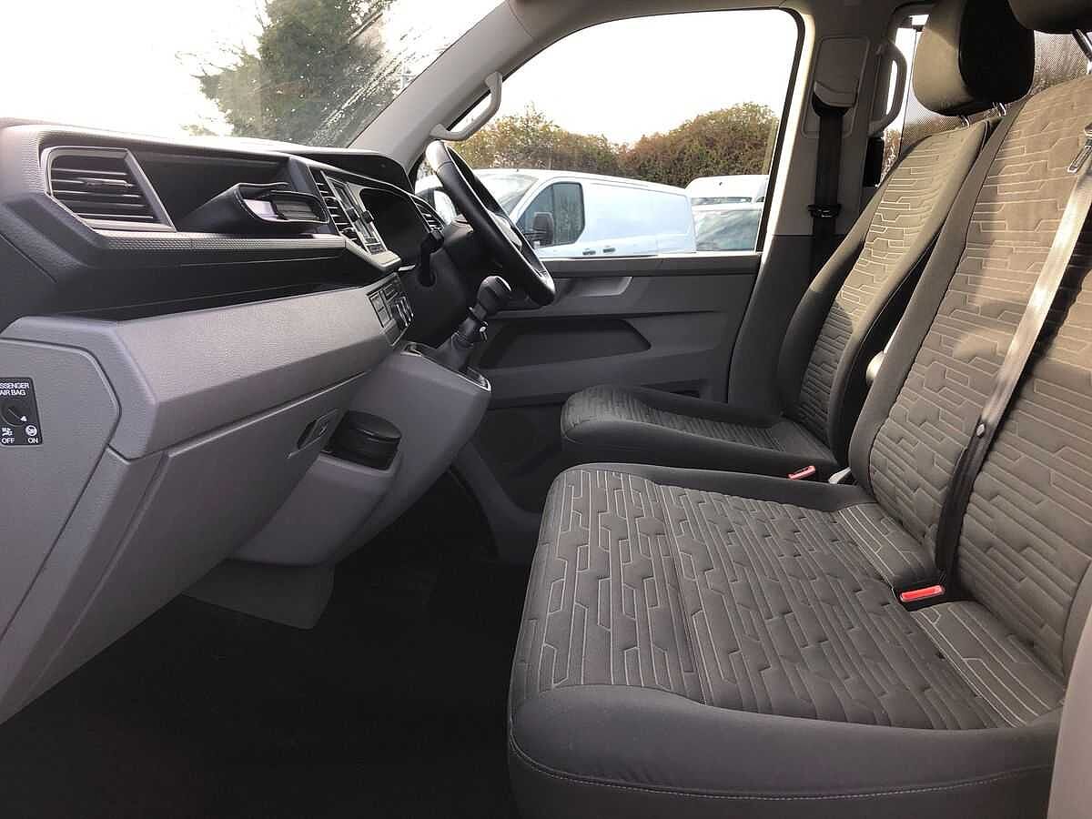 Volkswagen Transporter Shuttle